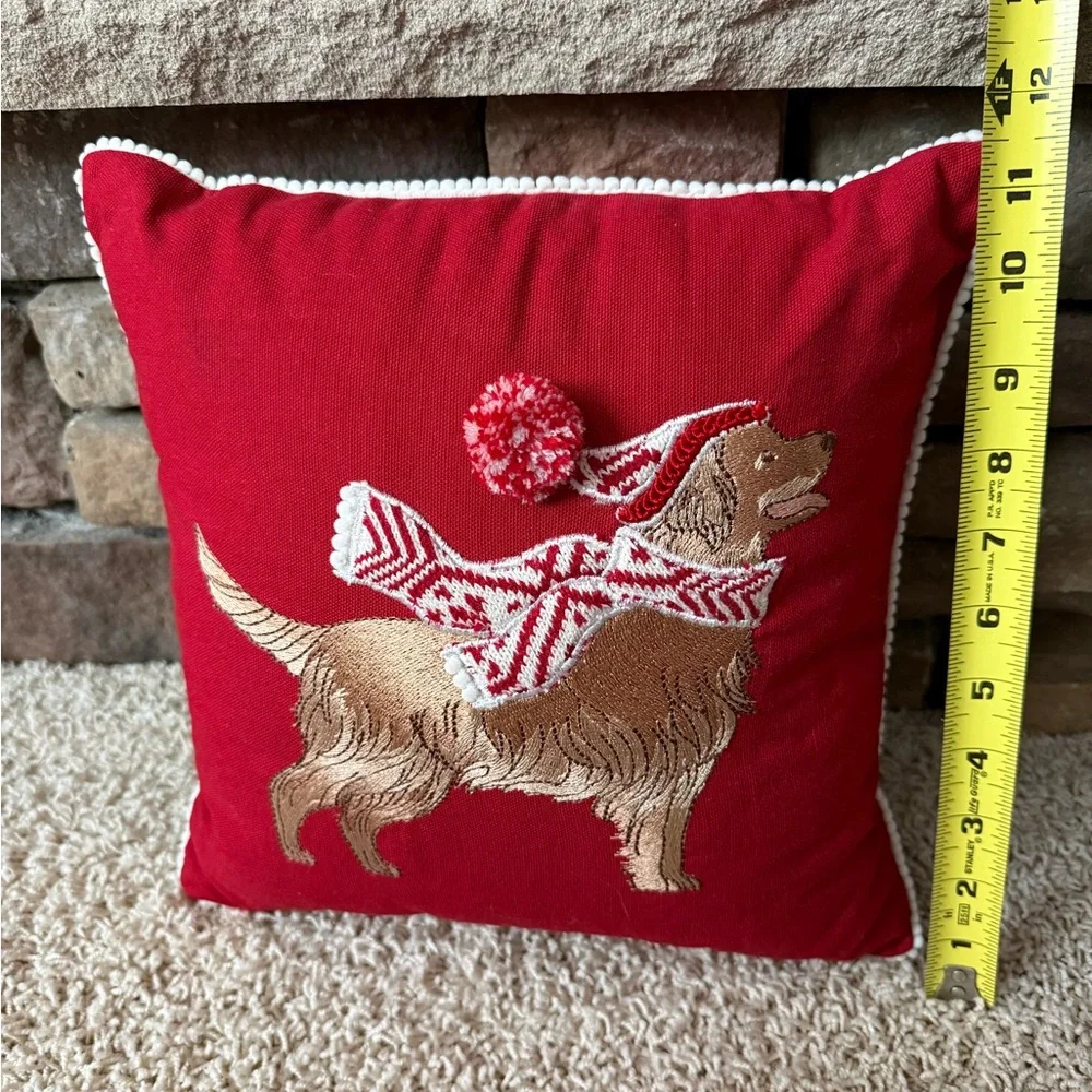 Pier One Festive Red Golden Retriever Dog Holiday Pillow Pom Pom 11”x11”